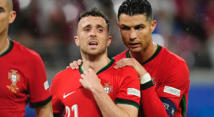 Cristiano demands life bans after offensive Jota chants