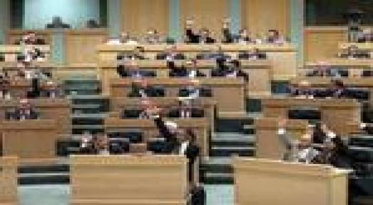 الطراونة يرفع جلسة النواب بسبب فقدان النصاب