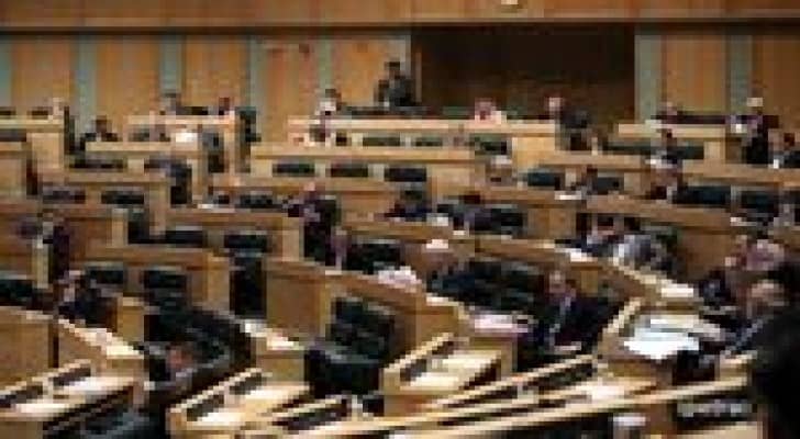 النواب يواصل مناقشة قانون نقابة الصحفيين