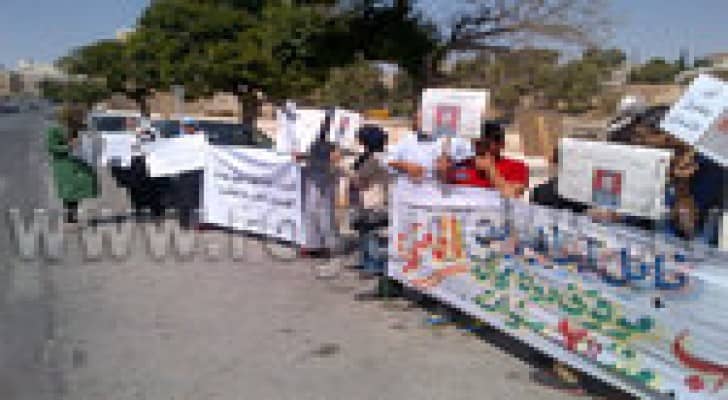 اردنيون يطالبون بالافراج عن ابنائهم في السجون العربية.. صور