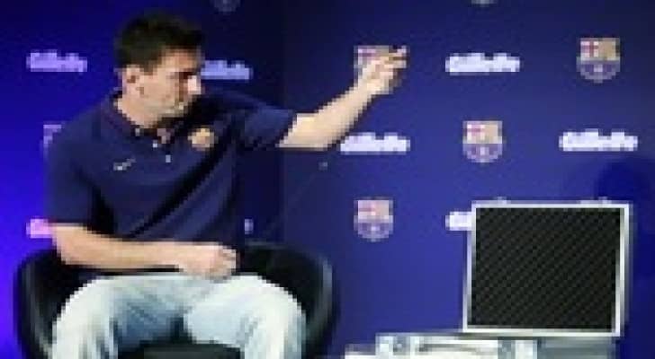 ميسي: لا أتنافس مع كريستيانو.. ونيمار سيصبح الأفضل