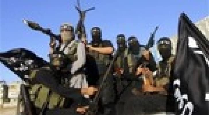 خبراء يحذرون من إستخدام "داعش" إيبولا  في عمليات قتل جماعية