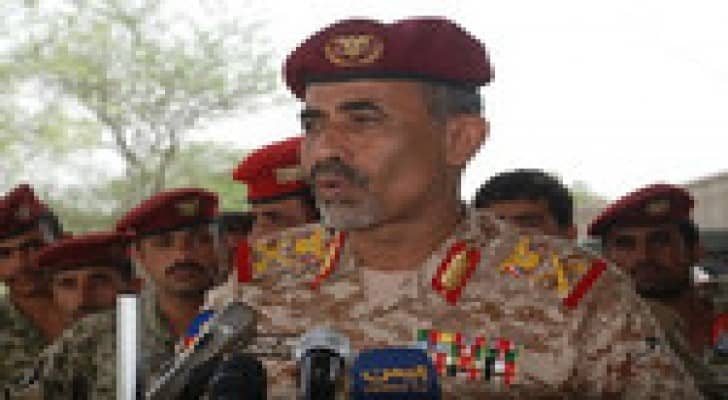 تعرض وزير الدفاع اليمني محمود أحمد الصبيحي لمحاولة اغتيال وسط مدينة مأرب