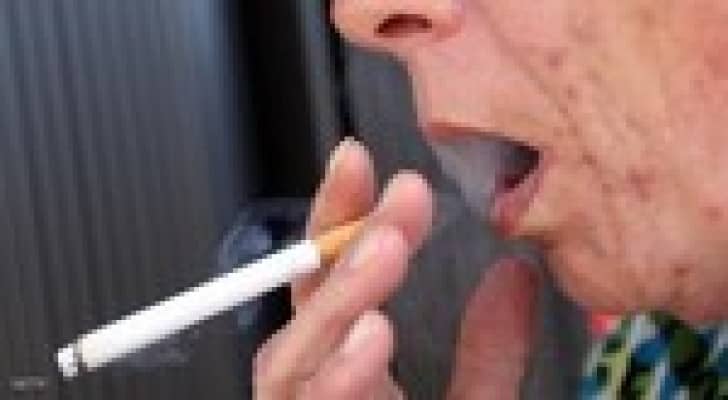 الصين تحظر التدخين في الأماكن العامة