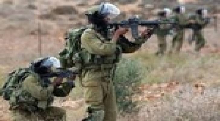 استشهاد شابة فلسطينية بعد محاولتها طعن جندي في الخليل