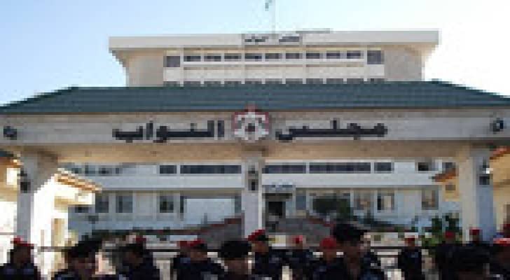 لجنة فلسطين النيابية تبحث الية عملها