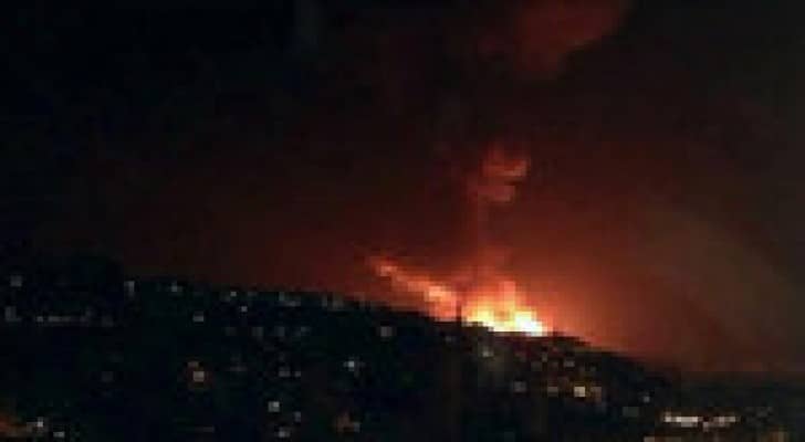 التلفزيون السوري: غارات إسرائيلية على مواقع قرب مطار الديماس بالقرب من دمشق.. فيديو