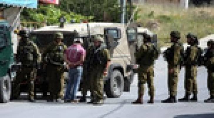 الاحتلال يعتقل 9 فلسطينين بالخليل وبيت لحم