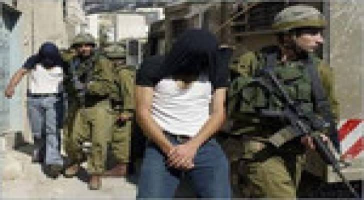 الاحتلال يعتقل 7 فلسطينيين في الضفة الغربية