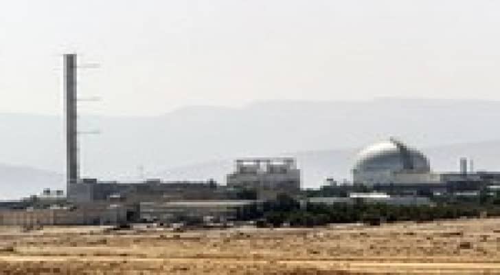 بيريز: رفضت طلبا لعمرو موسى بزيارة مفاعل ديمونا