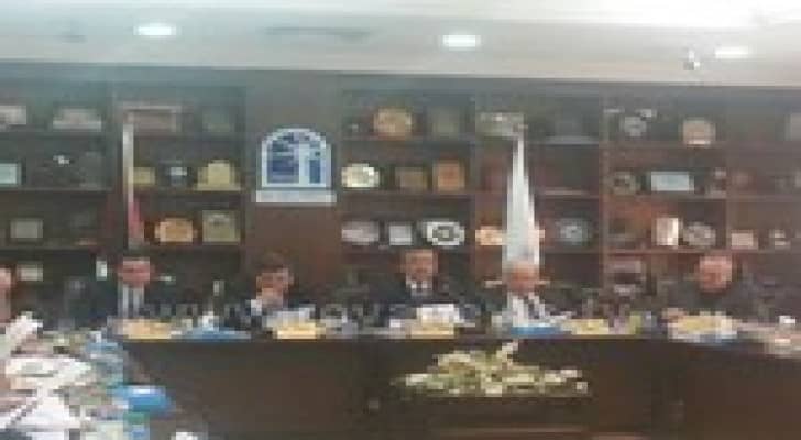 غرفة تجارة عمان تدعو الحكومة لإعادة النظر برفع أسعار الكهرباء