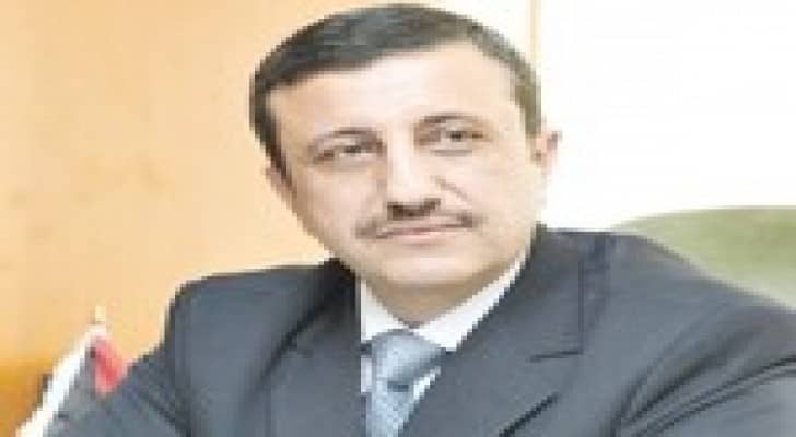 مراد  يطالب مجلس الأمة مراجعة قانون ضريبة الدخل
