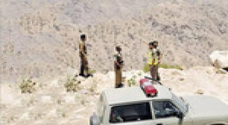 اعتقال 3 سعوديين و4 سوريين على خلفية هجوم عرعر