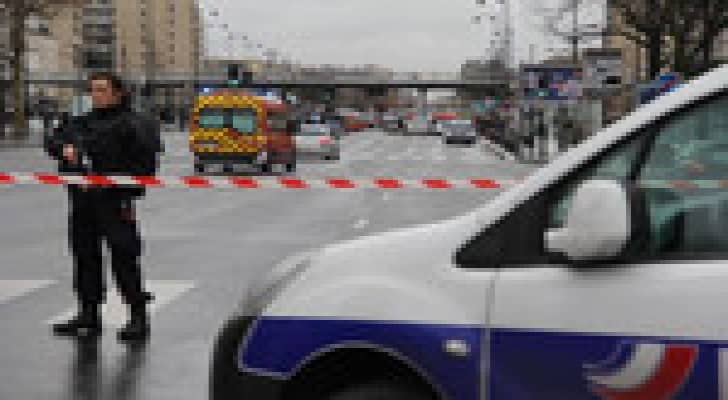 مقتل شخصين في عملية احتجاز رهائن بمتجر يهودي في باريس .. فيديو وصور