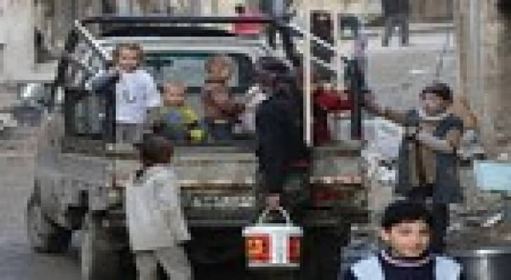 14 قافلة مساعدات دخلت الى سوريا من الاردن