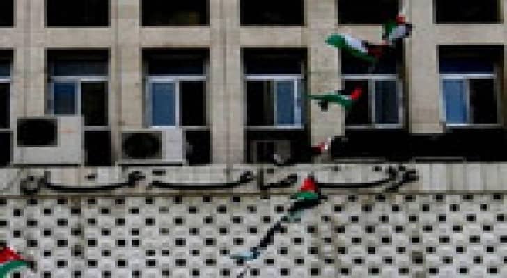 مطالب باستثناء القطاع الصناعي من اي رفع لأسعار الكهرباء