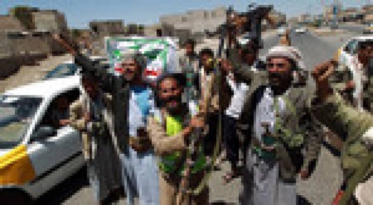 مسلحو الحوثي يغلقون منافذ رئيسية بصنعاء لمنع تظاهرة رافضة لهم