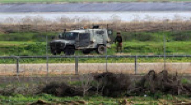 جيش الاحتلال الإسرائيلي يعتقل 4 شبان فلسطينيين على حدود غزة