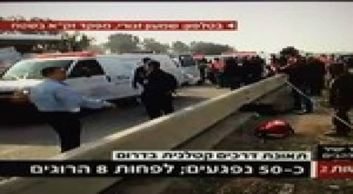 وفاة 8 فلسطينيين وجرح العشرات في حادث سير جنوب فلسطين المحتلة .. صور