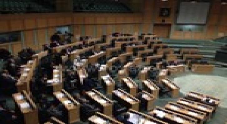 اللجنة المالية النيابية  تعد 24 توصية حول مشروع قانون الموازنة