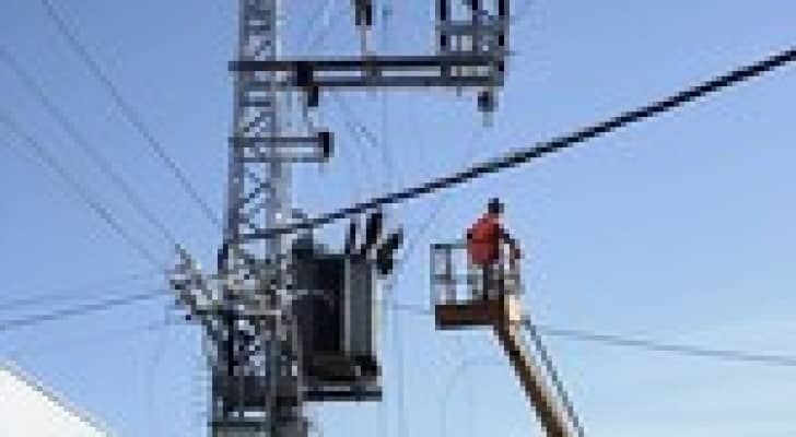 اتفاق بين السلطة والكهرباء الإسرائيلية يمنع توسيع دائرة القطع