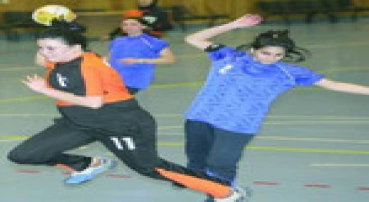 فوز عمان على الفجر بالدوري النسوي لكرة اليد