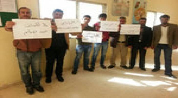 «عصابـة طلابيـة» تعتـدي بالهراوات على معلم في الجيزة
