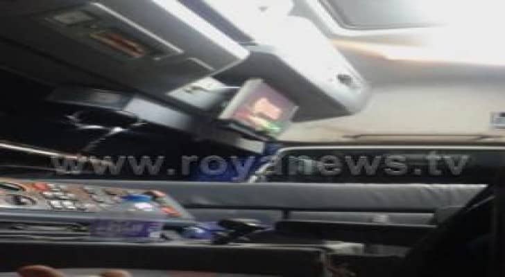 بالصور : توقيف شاحنة تحمل على متنها لاقطا تلفزيونيا