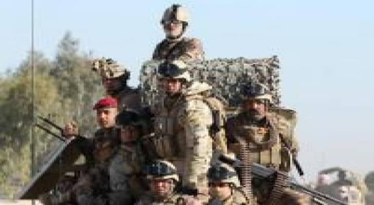 الدفاع العراقية: أغلقنا منافذ هرب مقاتلي "داعش" من الرمادي