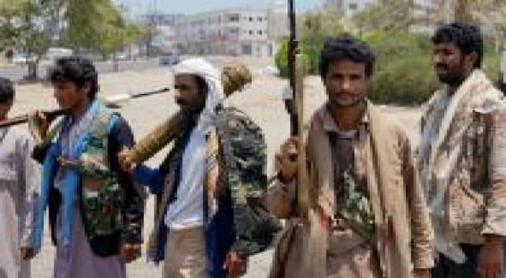 سكاي نيوز : الحوثيون يحتجزون 4 أميركيين في أحد السجون في صنعاء