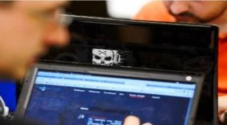 فرنسا تجند قراصنة حواسيب لمواجهة "المتطرفين"