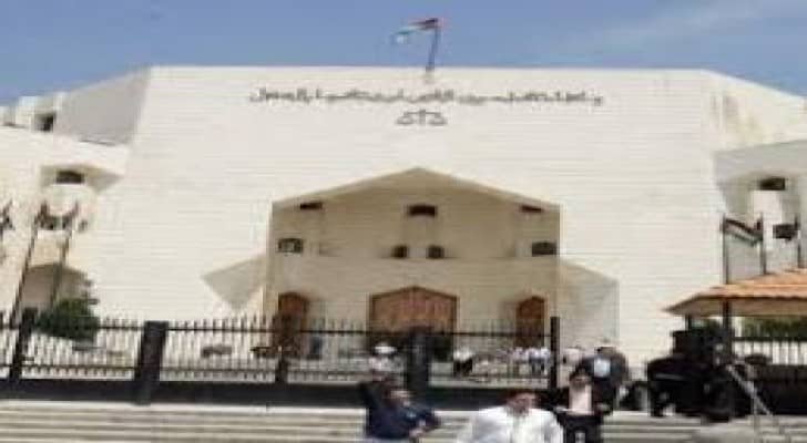 السجن «10» أعوام لمطلق عيارات نارية في حفل افراح تسببت بوفاة طفل
