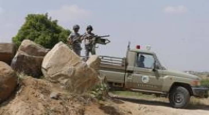 الحوثيون يعلنون تدمير دبابتين وقتل جنود سعوديين