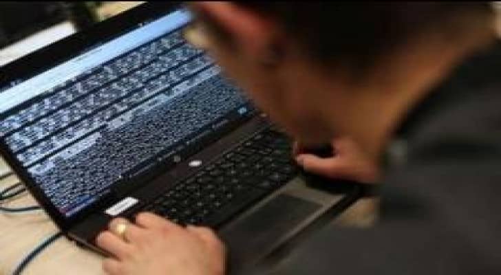 اوباما يواجه صعوبة في التصدي للقرصنة المعلوماتية