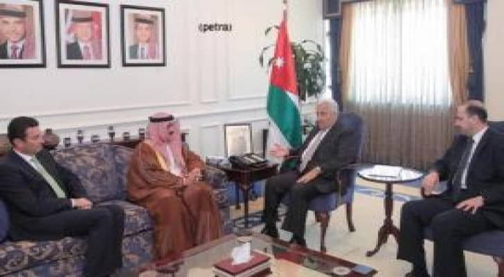 النسور: الأردن لم يتدخل في الدول التي حدثت بها ثورات