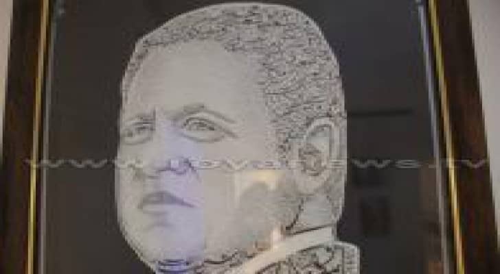 رسام أردني يرسم الملك عبدالله الثاني بقصيدة من الشعر