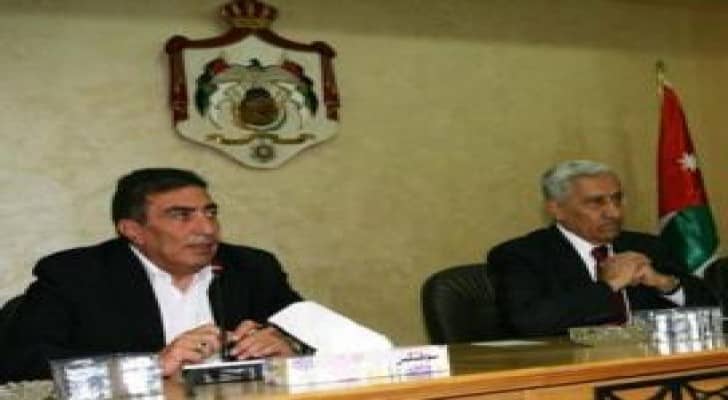 النسور والطروانة يجتمعان اليوم لحسم الجدل حول " اللامركزية"