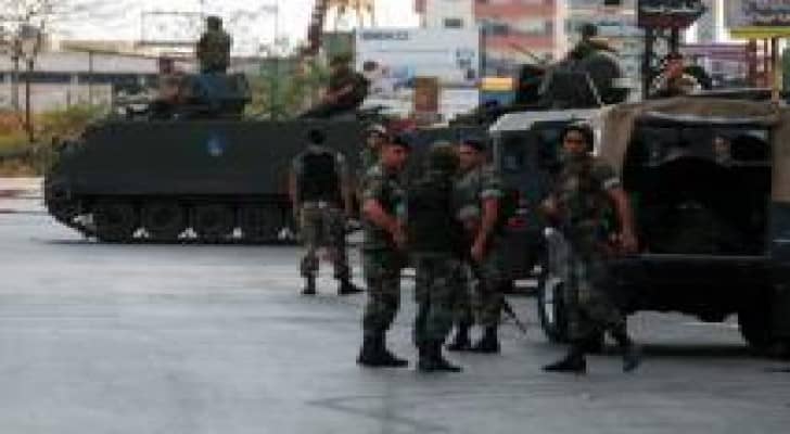 الجيش اللبناني يوقف مسؤولا اعلاميا لتنظيم ارهابي