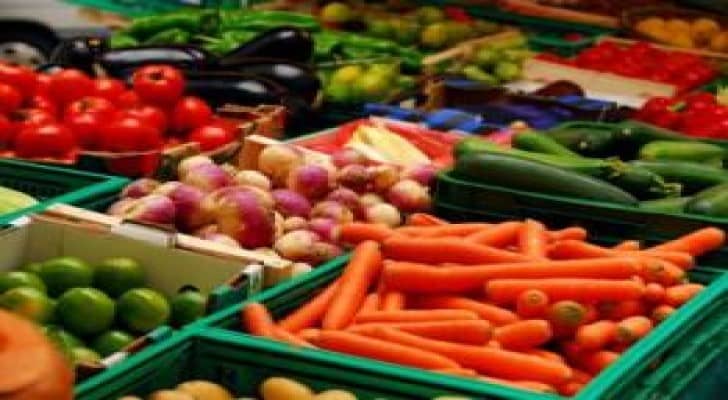 انخفاض اسعار الخضار والفواكه