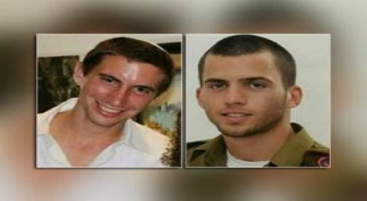 صحيفة عبرية: وساطة ألمانية بشأن أسرى "إسرائيل" لدى حماس
