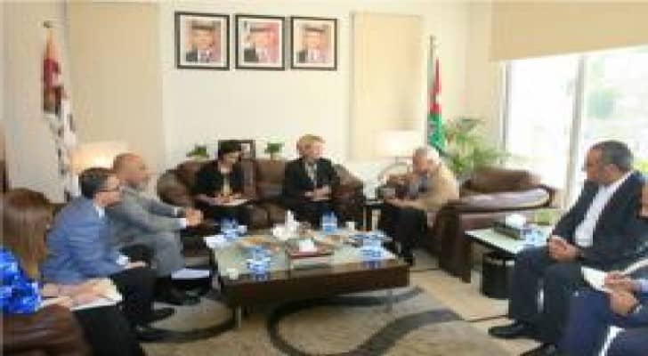امين عمان يبحث مع السفيرة الامريكية سبل تعزيز التعاون