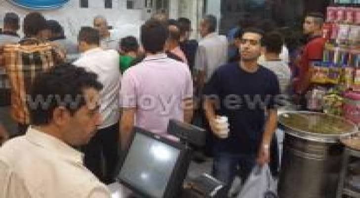 الأردنيون اشتروا 150 ألف كيلو "كنافة" بـ 600 ألف دينار.. صور