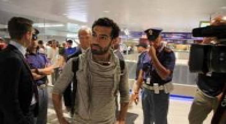 استقبال حاشد لصلاح في روما ... صور