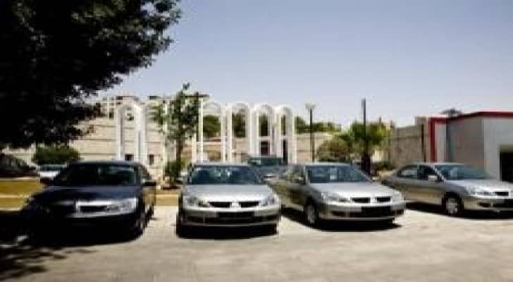شرط تجديد رخصة مكاتب تأجير السيارات دفع غرامة  150 ألف دينار
