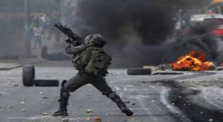 جيش الاحتلال يزعم تشديد إجراءات إطلاق النار بالضفة