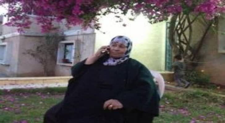 الأسيرة فتحية خنفر في سجون الاحتلال : عزلوني بغرفة كالقبر مليئة بالصراصير