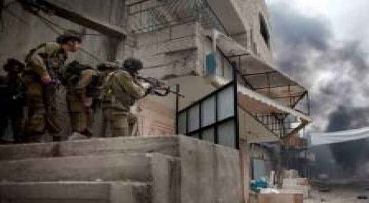 إصابات واعتقال العشرات بمواجهات عنيفة بالضفة