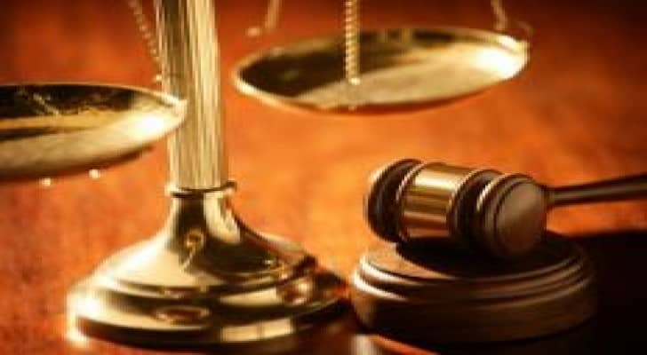 أمن الدولة تبدأ محاكمة متهم خطط لاغتيال رفاق الشهيد معاذ الكساسبة