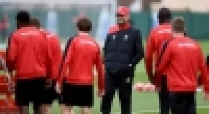 كلوب يخطف الأضواء مع استئناف الدوري الإنجليزي