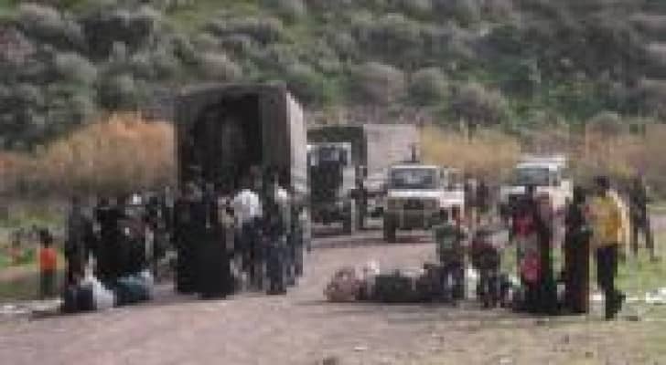 "حرس الحدود " تستقبل 122 لاجئا سوريا